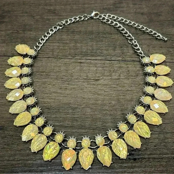 Dazzling Silver Tone Faux Gem Statement Necklace - Picture 1 of 3